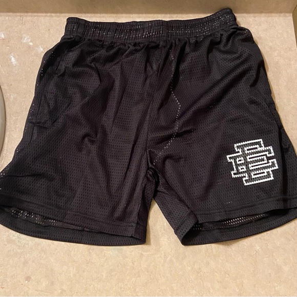 Eric Emanuel EE Basic Short (Black) - Picture 5 of 5